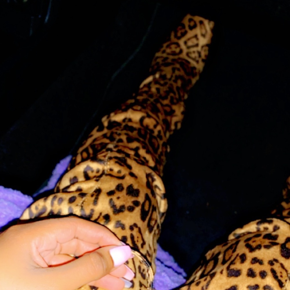 Leopard print square toe thigh highs 😋
